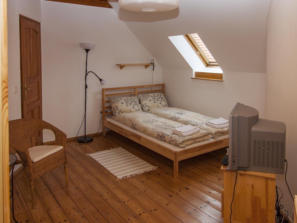 Amadeus Vendégház Esztergom Habitación foto