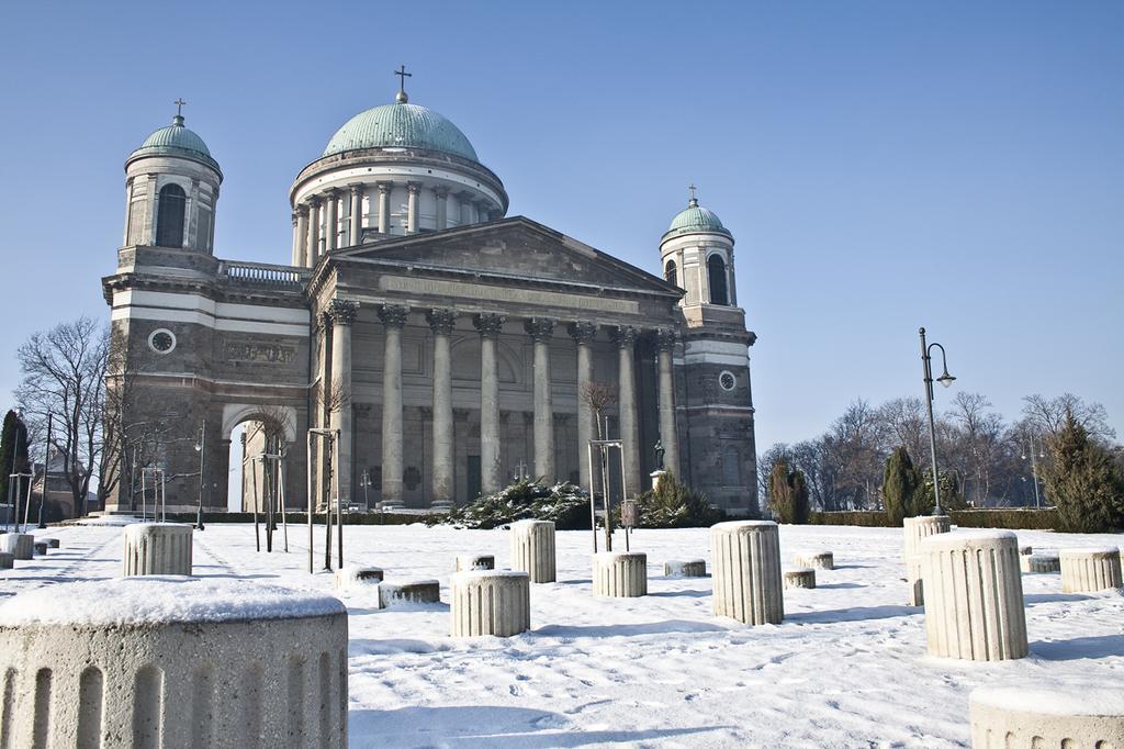 Amadeus Vendégház Esztergom Exterior foto